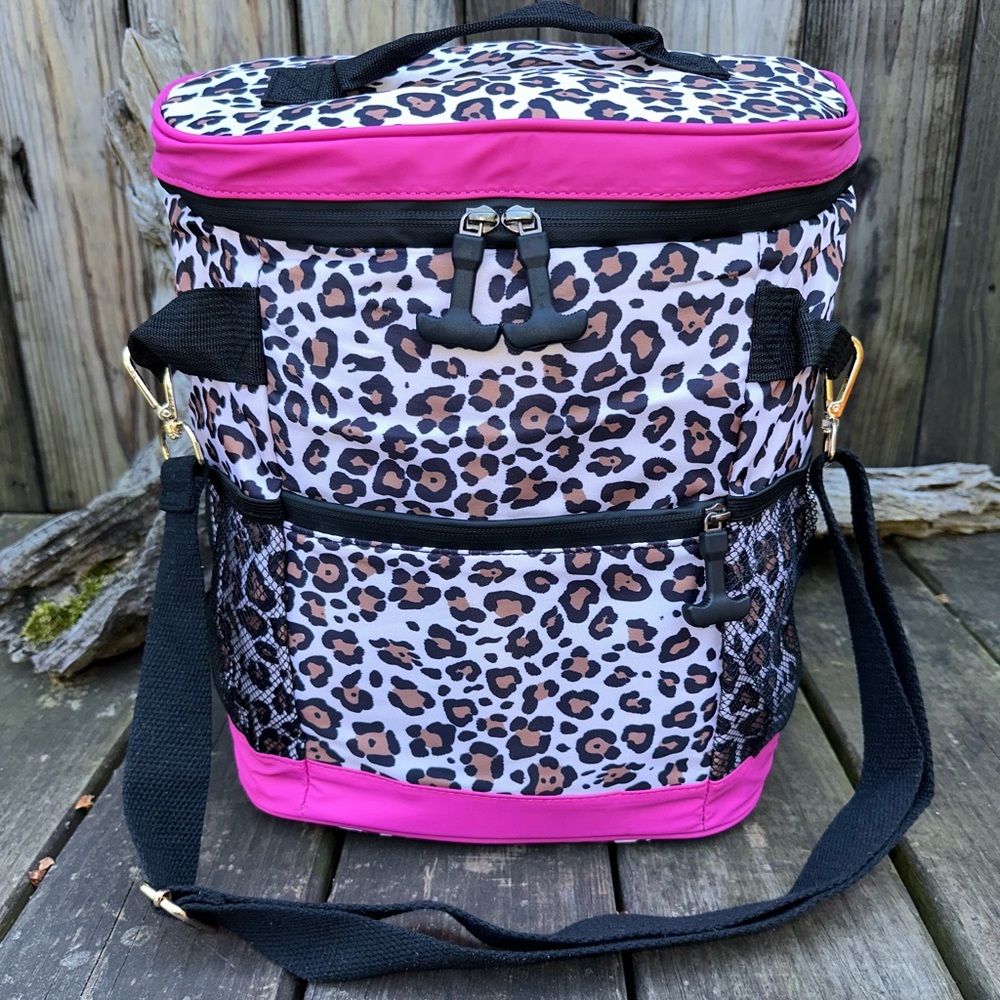 🤎NEW Insulated Leopard Print Backpack Cooler Bag🤎